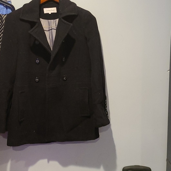 Womans - Picture 2 of 4